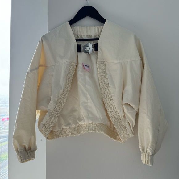Ledin Cream Cropped Jacket - Picture 1 of 5